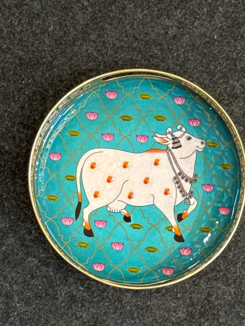 Gold Finish Metal Tray Round 8 inch - Design I