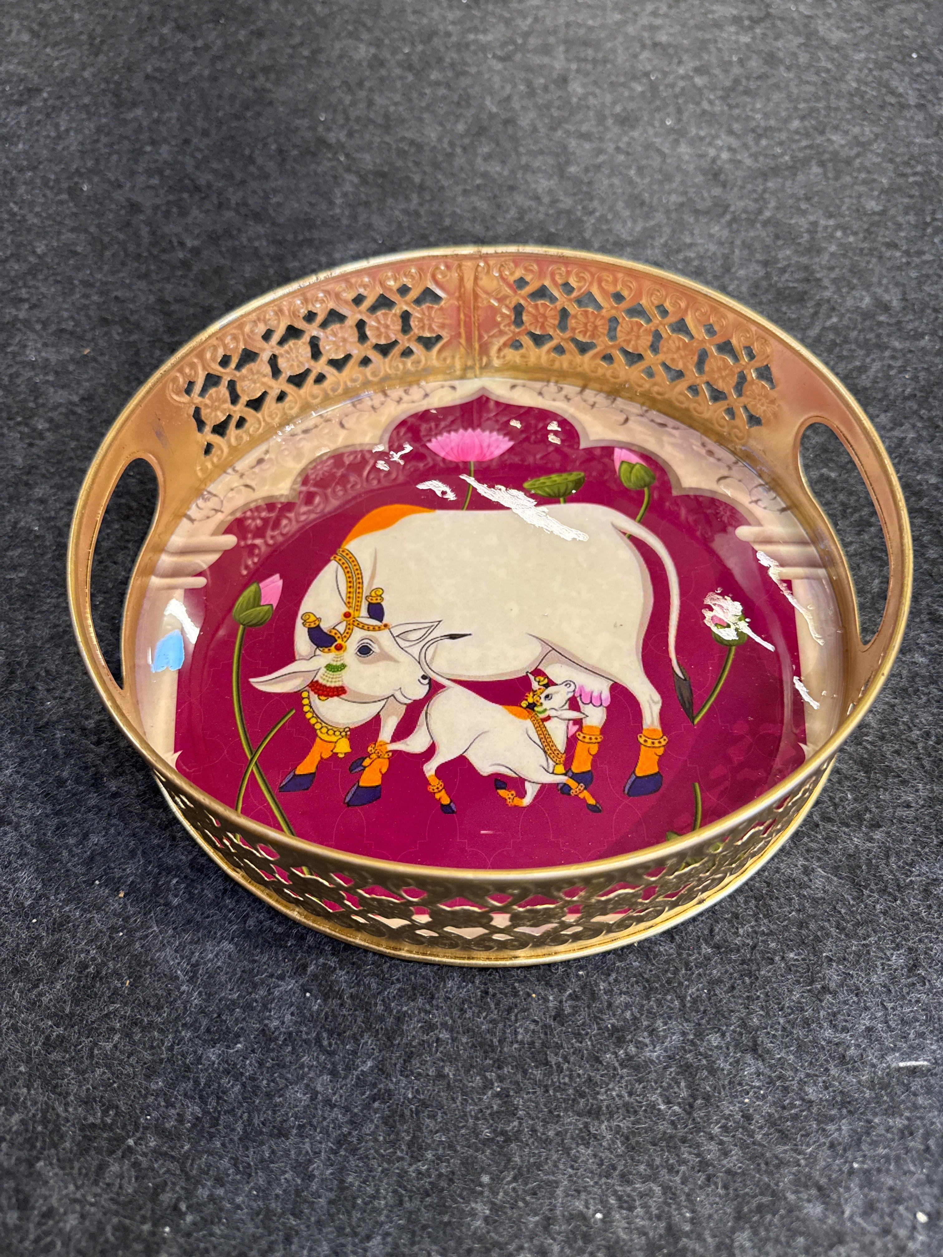 Gold Finish Metal Tray Round 8 inch - Design A