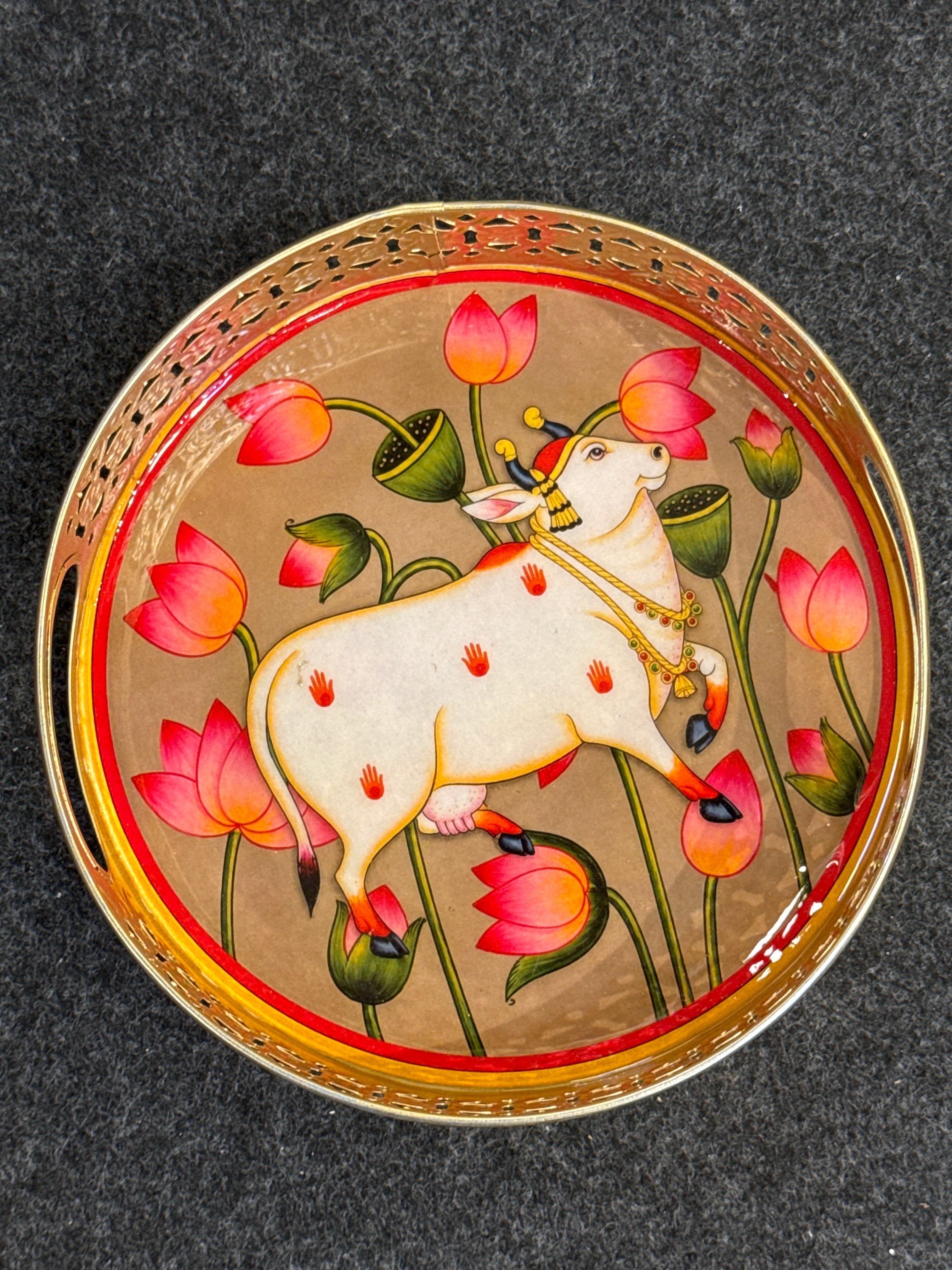 Gold Finish Metal Tray Round 8 inch - Design H